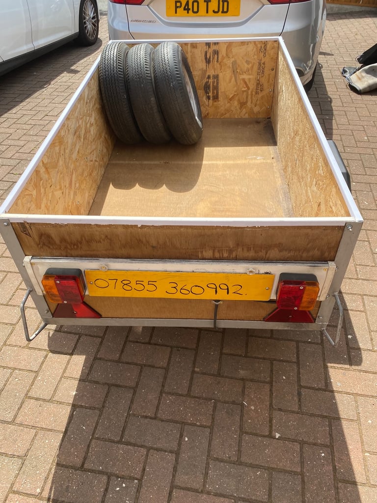 Camping Trailer 