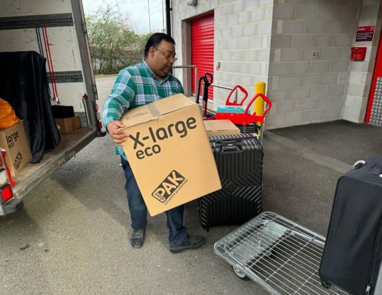 business moving 🚚student removal / flat moving 🚚bike moving / Removals / removal van 🚚man and van