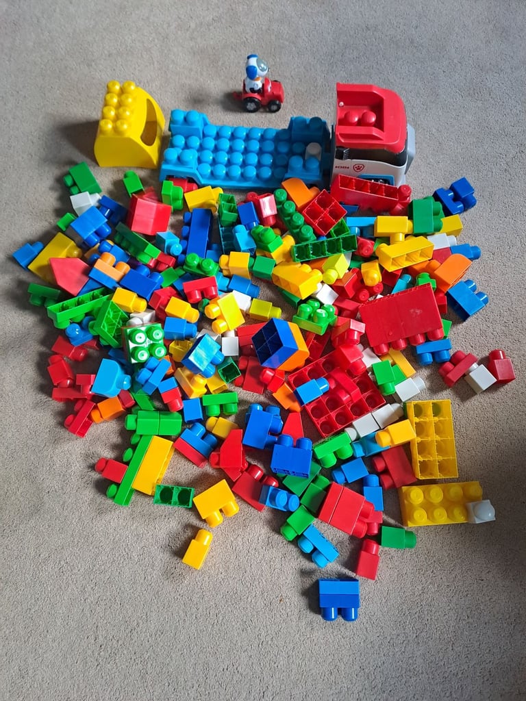 Toddlers/Kids 200 Large Plastic Building Blocks