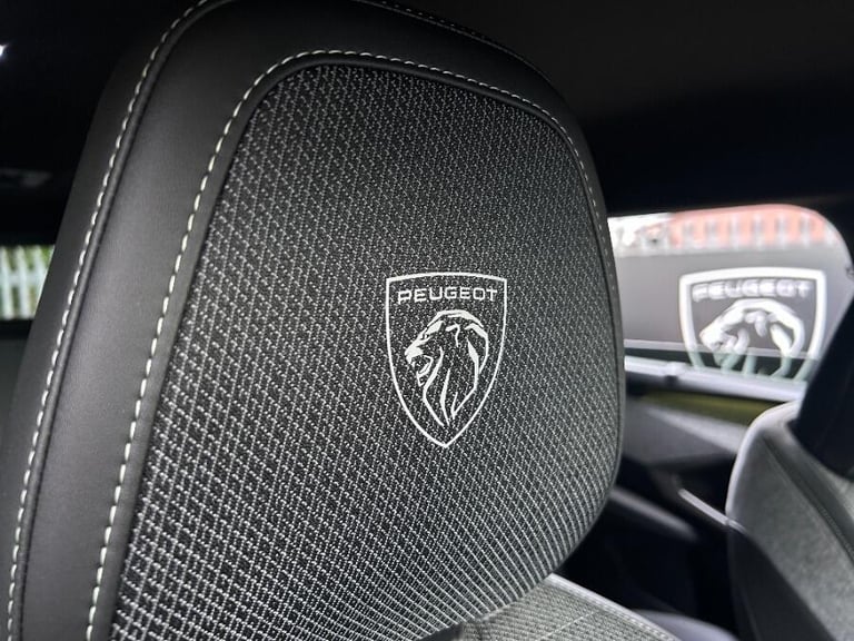 2025 Peugeot 5008 1.2 Hybrid Gt Suv 5dr Petrol Hybrid E Dsc6 Euro 6 (s/s) (136 Ps) HATCHBACK Petr...