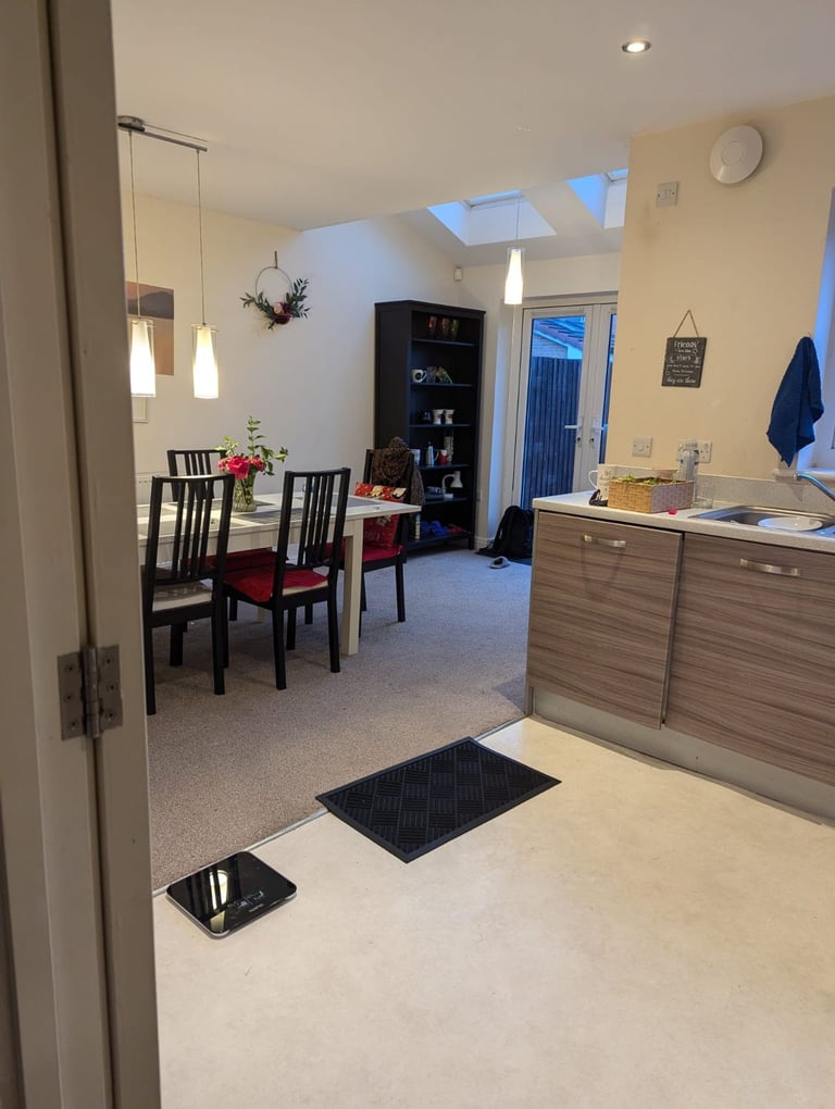 Single room for rent 