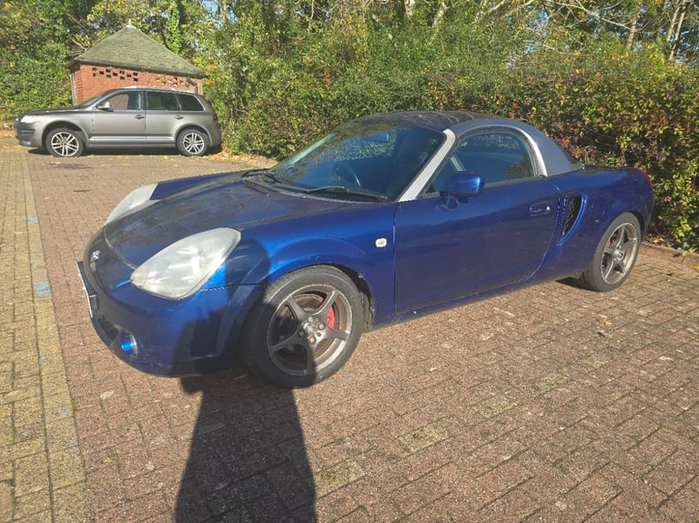 2003 Toyota MR2 Roadster (Facelift) – Hard Top Included
