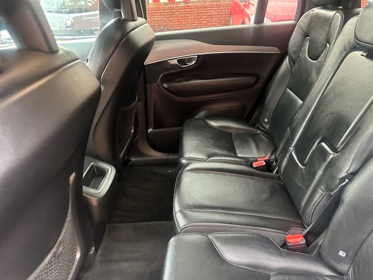 2020 Volvo XC90 2.0 B5 MHEV Momentum SUV 5dr Petrol Hybrid Auto 4WD Euro 6 (s/s) (250 ps) Automatic