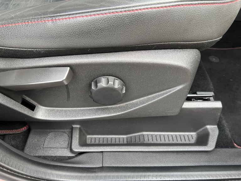 2019 Ford Kuga 1.5 EcoBoost ST-Line 5dr 2WD HATCHBACK PETROL Manual