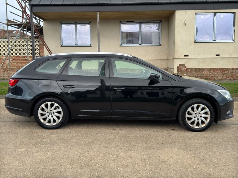 2015 Seat Leon SE Technology - New Years MOT - £20 Road Tax - 2 Keys