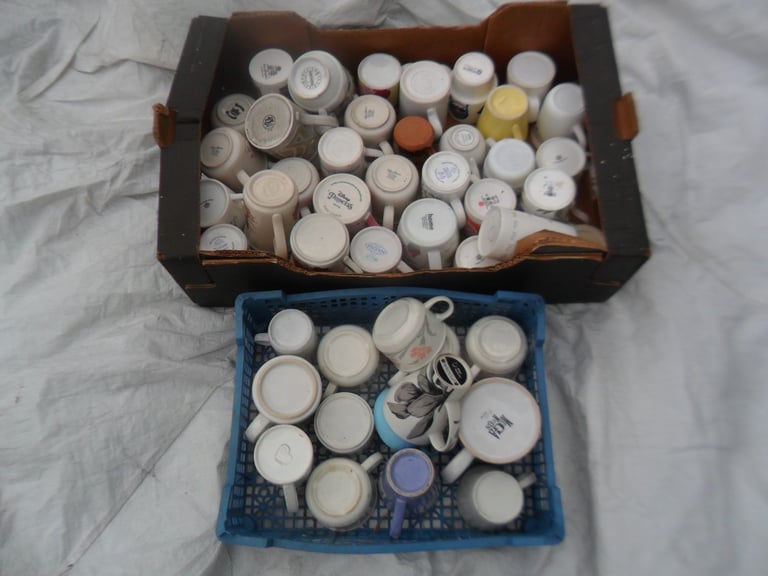 image for JOB LOT 51 MUGS CUPS