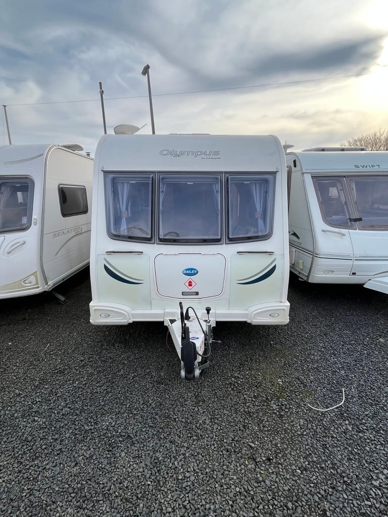 Bailey Olympus 530/4 4 berth fixed bed 2012