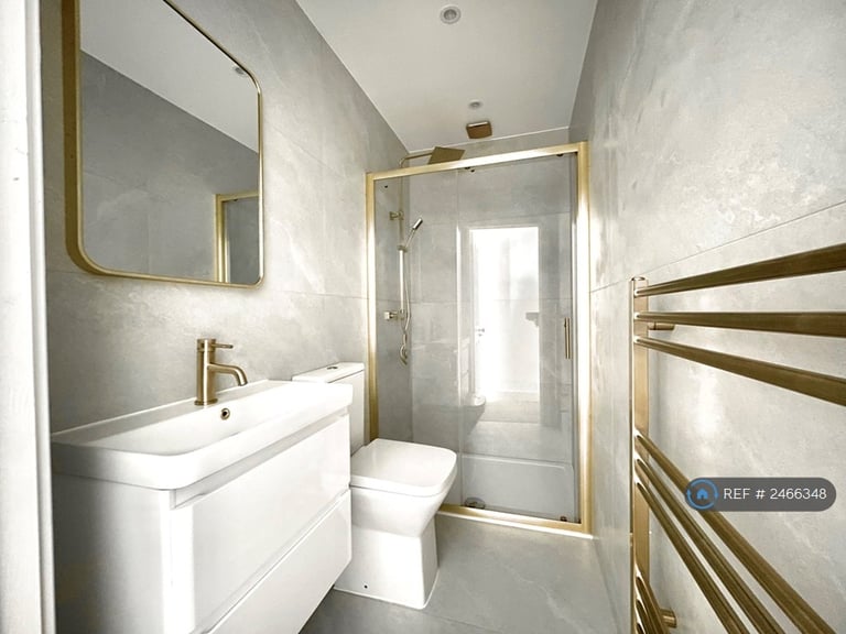 4 bedroom house in Edward Street, Dunstable, LU6 (4 bed) (#2466348)