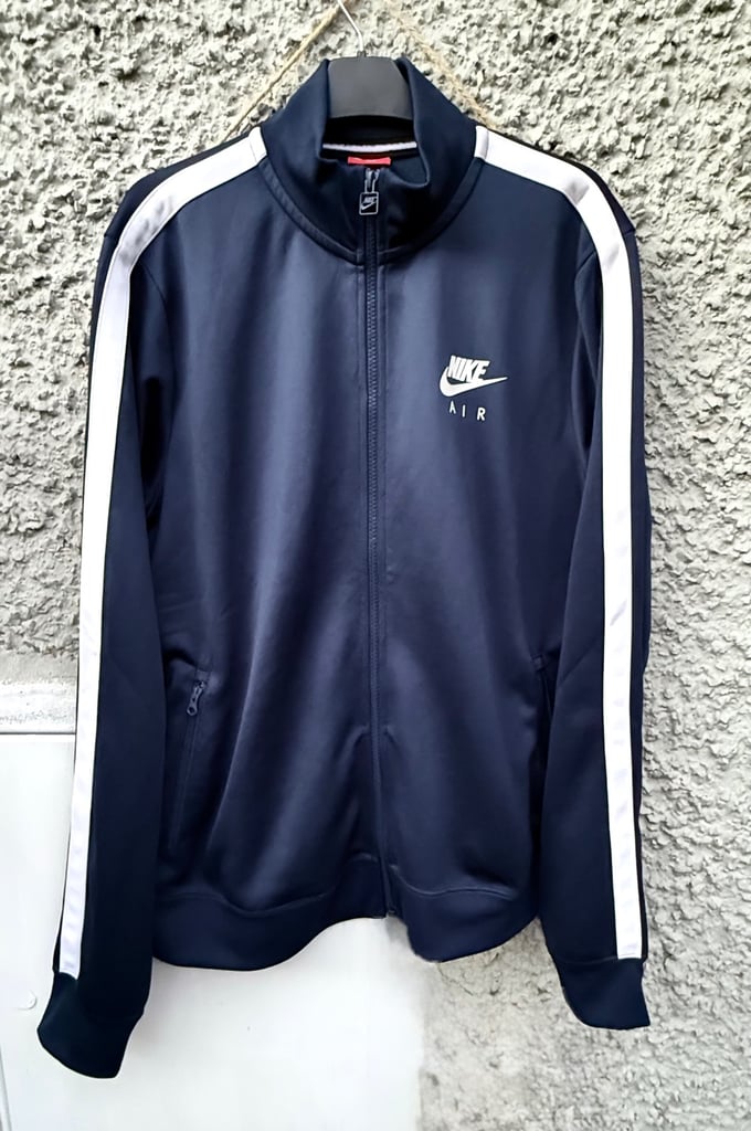 Women’s Nike Tracktop Jacket, Size Large 14-18