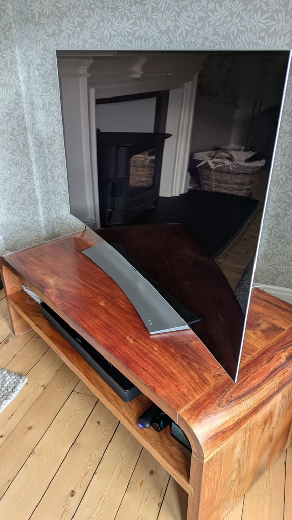 LG 55EG920V 55 inch OLED Television 