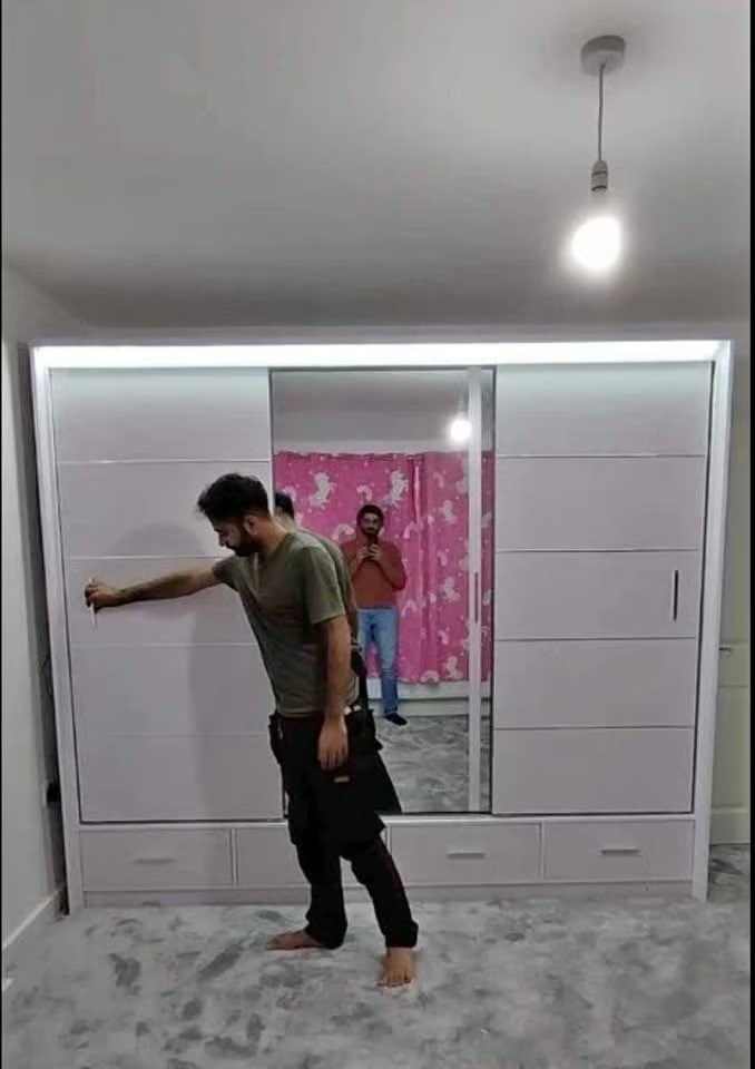 NEW IN STOCK MILAN 3 DOOR WARDROBES CASH ON DELIVERY OFFER