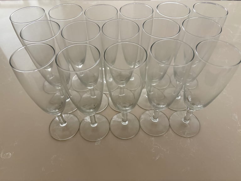 image for 16 Champagne Flute Glasses No chips on any of the glasses