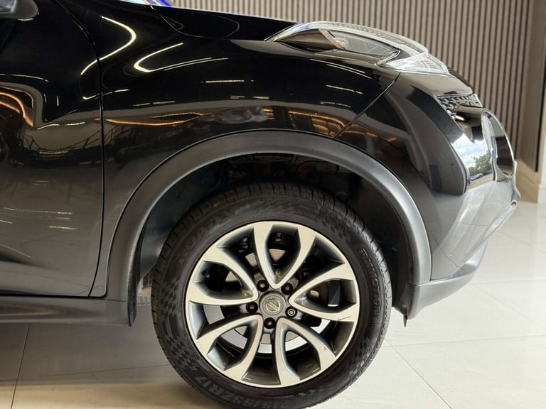 2017 Nissan Juke 1.6 Juke Tekna CVT 5dr SUV Petrol Automatic