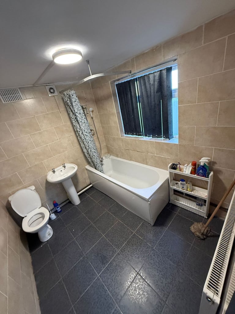 🤩 Incredible Value! Shared Rooms in Birmingham – No Deposit, All Bills Paid.