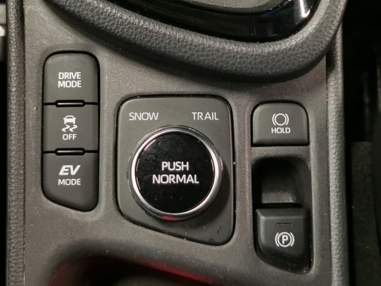 2022 Toyota Yaris Cross 1.5 VVT-h Dynamic SUV 5dr Petrol Hybrid E-CVT AWD Euro 6 (s/s) (116 ps) -...