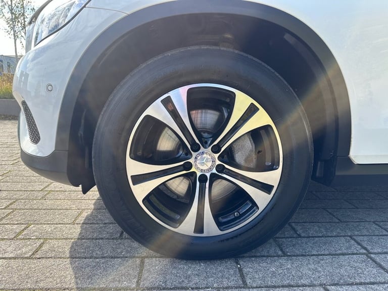 2015 Mercedes-Benz GLC 2.1 GLC250d Sport SUV 5dr Diesel G-Tronic 4MATIC Euro 6 (s/s) (204 ps) EST...