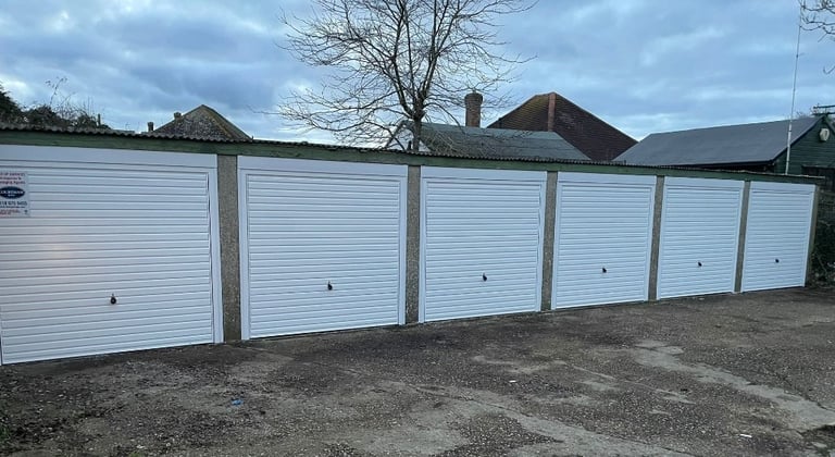 Garages to rent: Hawkswood Road (Hawkswood Court), Hailsham BN27 1UJ, NEW ROOFS & DOORS FITTED