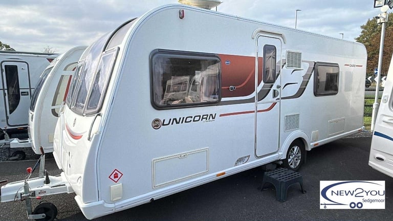 2015 Bailey Unicorn Cadiz 4 berth FIXED SINGLES Caravan - STOCK NO S082