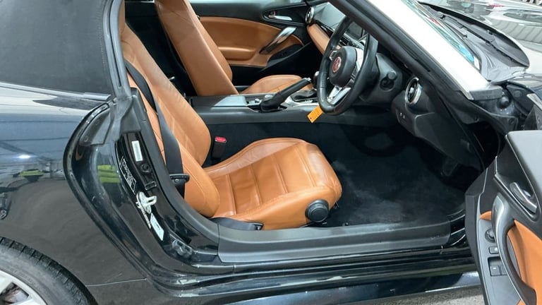 2017 Fiat 124 Spider 1.4 Multiair Lusso Plus 2dr Auto CONVERTIBLE PETROL Automatic