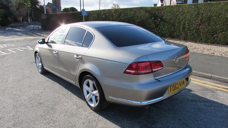 2013 Volkswagen Passat 2.0 TDI Bluemotion Tech SE 4dr DSG SALOON Diesel Automatic