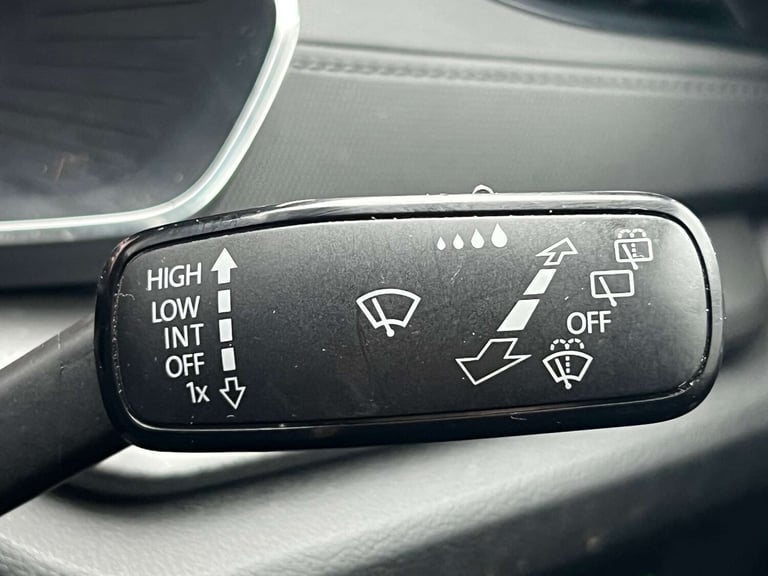 2022 Skoda Octavia 1.4 TSI iV 13kWh SE Technology DSG Euro 6 (s/s) 5dr Estate Hybrid Automatic