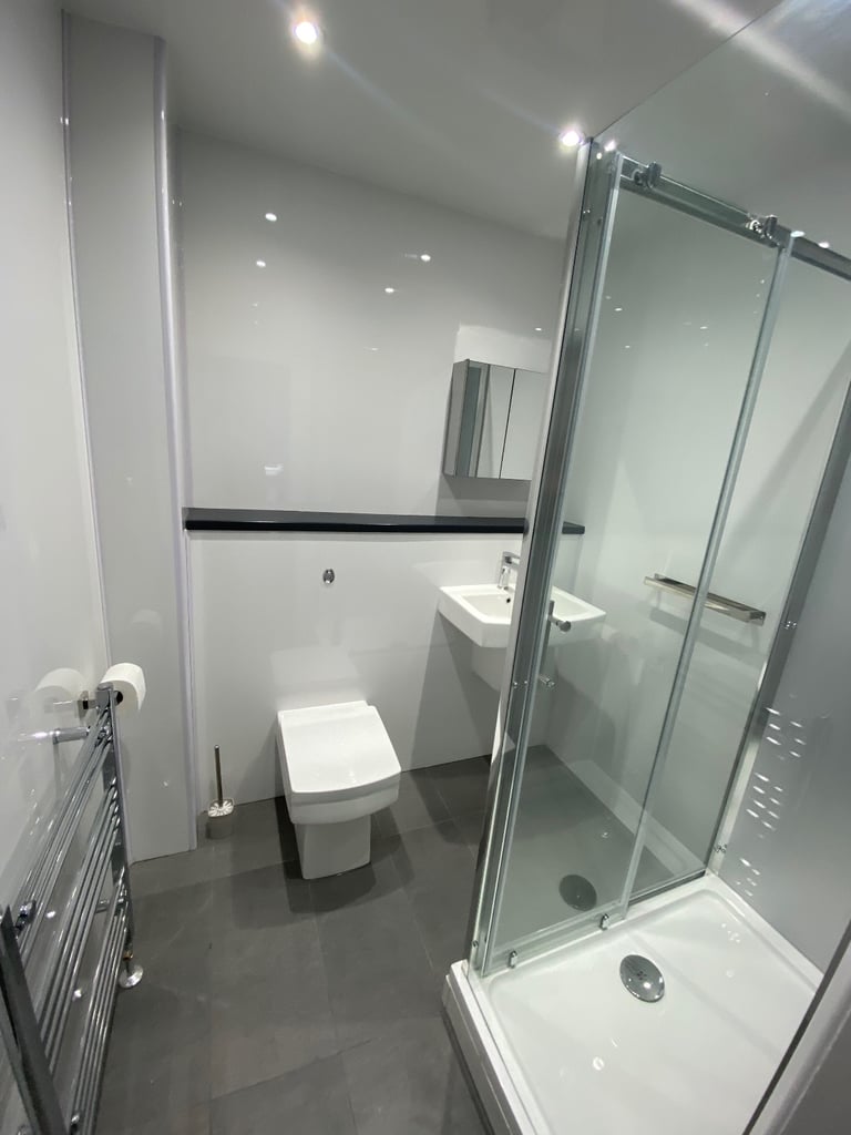 Rutland Avenue, Sefton Park L17 - 8 bed refurbished house for full time students