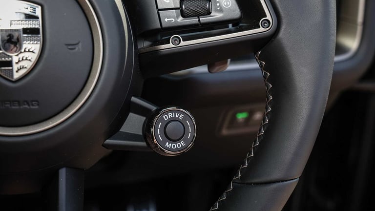 2025 Porsche Cayenne Estate Turbo E-Hybrid 5dr Tiptronic S Estate Plug-In Hy Automatic