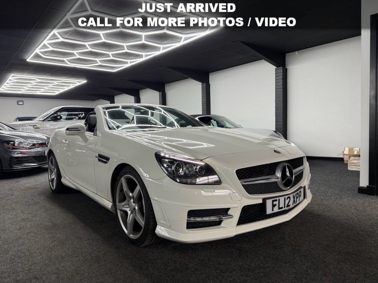 image for 2012 Mercedes-Benz SLK SLK 200 BlueEFFICIENCY AMG Sport 2dr Tip Auto CONVERTIBLE PETROL Automatic