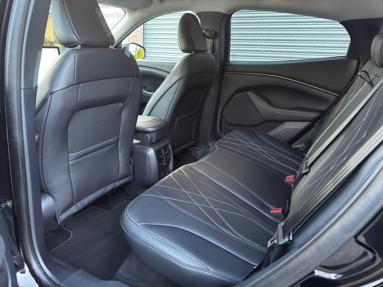 FORD MUSTANG Standard Range 70kWh 5dr 2021