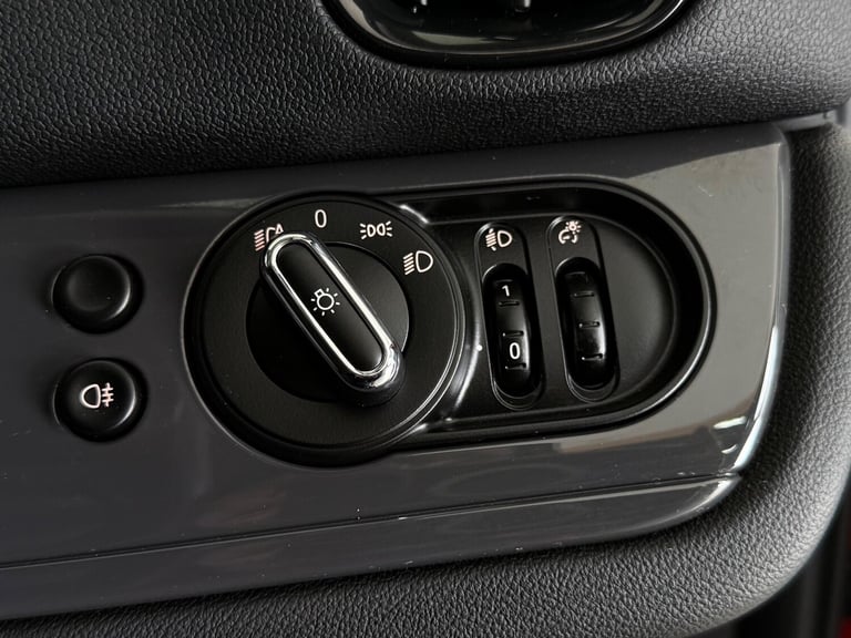 2019 MINI Countryman 1.5 Cooper Classic 5dr HATCHBACK PETROL Manual