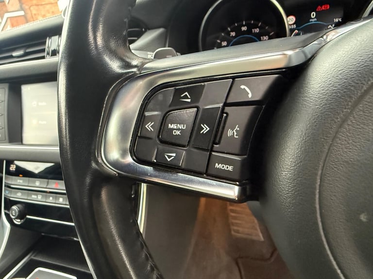 2017 Jaguar XF 2.0d R-Sport Auto Euro 6 (s/s) 4dr SALOON Diesel Automatic