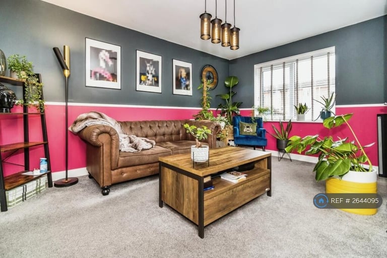 2 bedroom house in Keele Walk, Manchester, M40 (2 bed) (#2644095)