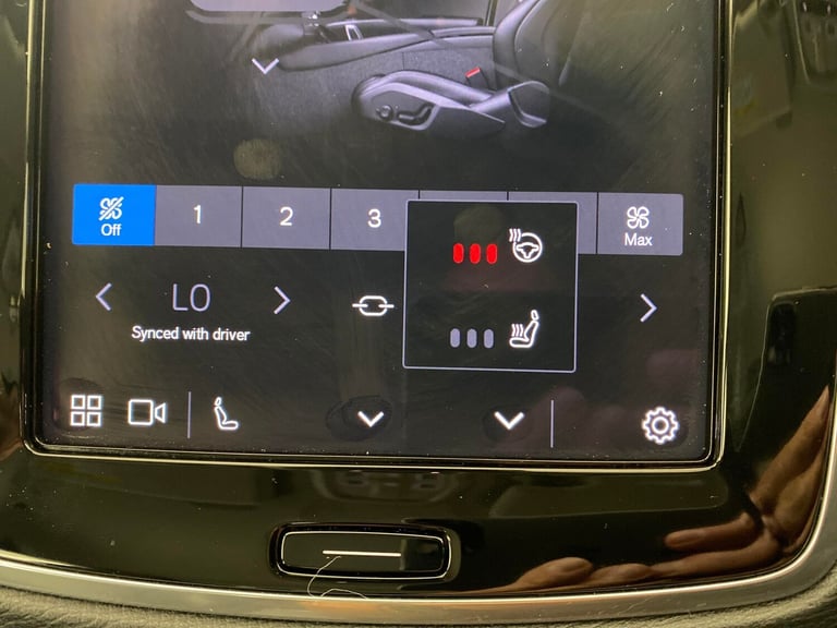 2022 Volvo XC90 2.0 T8 [455] RC PHEV Core Bright 5dr AWD Gtron ESTATE PETROL/ELECTRIC Automatic