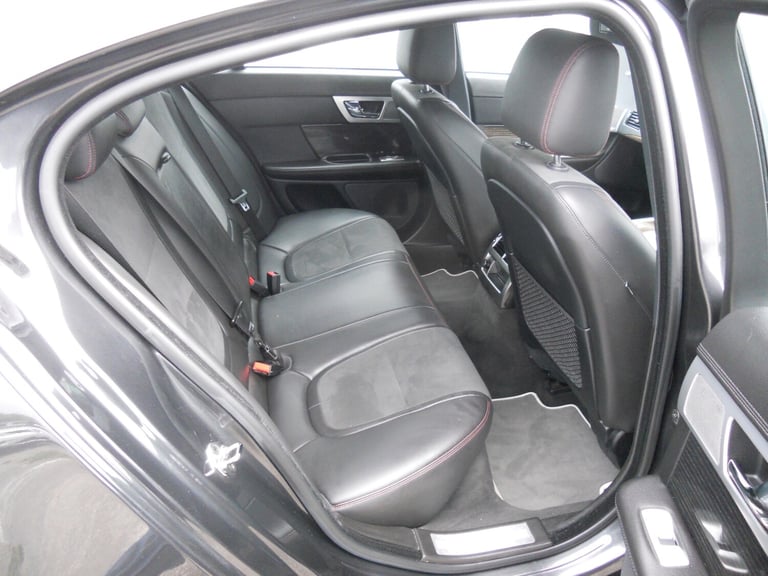 2015 Jaguar XF 2.2d [200] R-Sport 4dr Auto SALOON Diesel Automatic