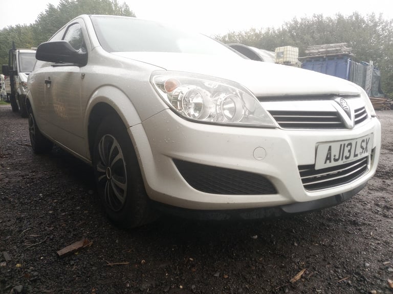 2013 Vauxhall Astra Van 1.7 CDTi ecoFLEX 16v Club Car Derived Van 3dr Diesel