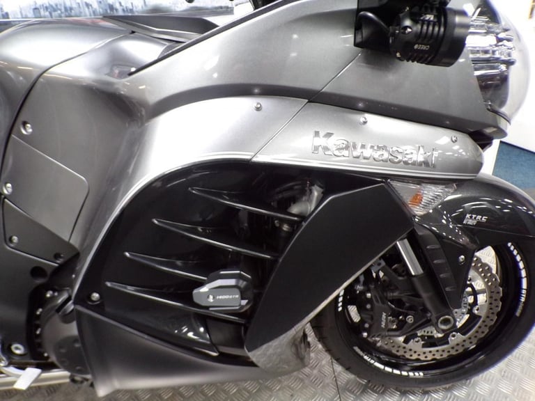 2017 KAWASAKI GTR1400 WITH ONLY 4496 MILES FROM NEW!