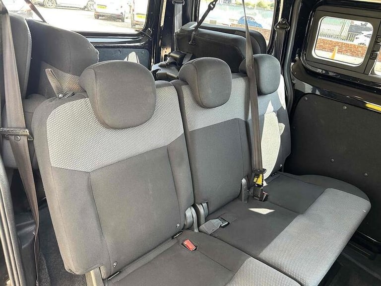 2020 Nissan eNV200 Evalia 40kWh Acenta Combi Van Double Cab 5dr Electric Auto (5 Seat, Quick Char...