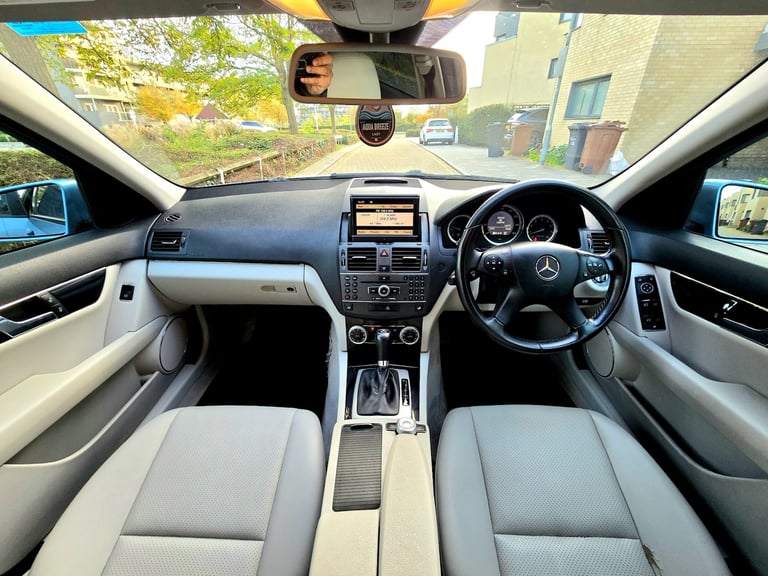 2010 Mercedes-Benz C Class C180 CGI BlueEFFICIENCY Executive LEATHER 90DAYS WARRANTY AUTO SALOON ...