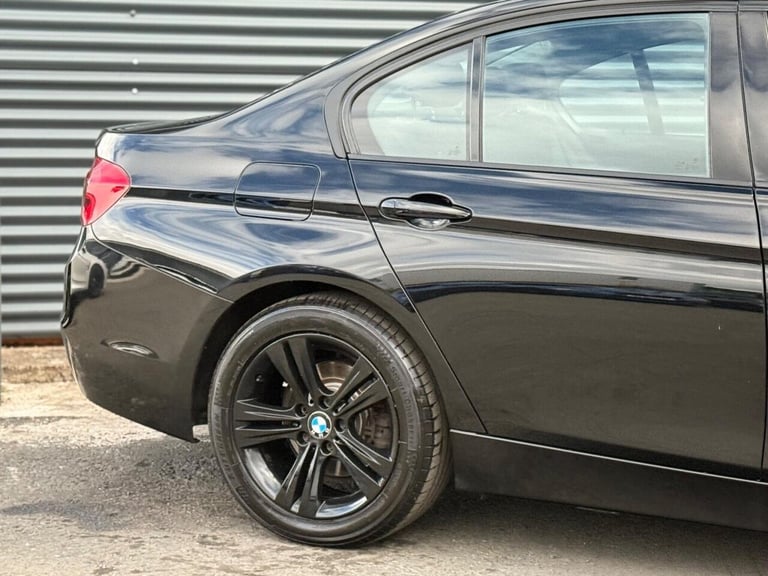 2017 BMW 3 Series 2.0 320i Sport Euro 6 (s/s) 4dr Saloon Petrol Manual