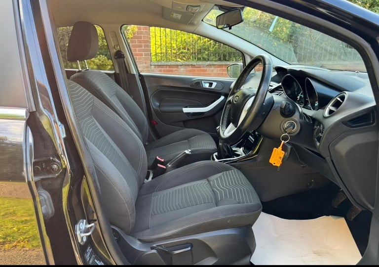 2016 (66) FORD FIESTA 1.0T ZETEC BLACK EDITION AUTUMN GENUINE 26,000 MILES! WOW!