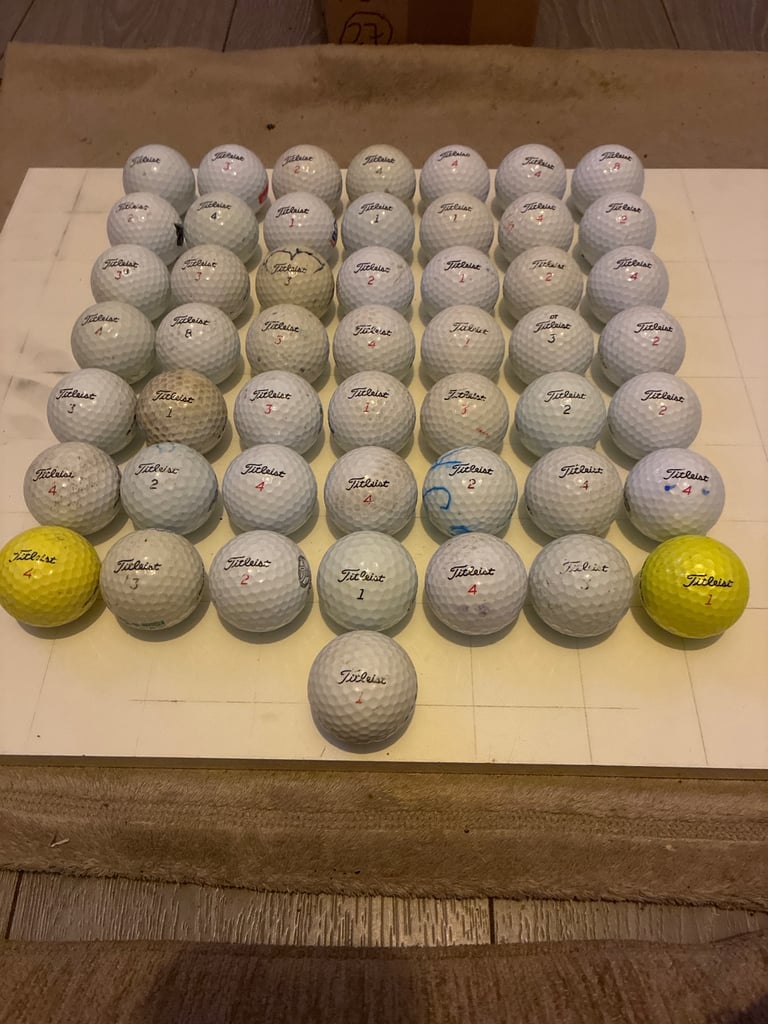 image for 50 x Titleist golf balls