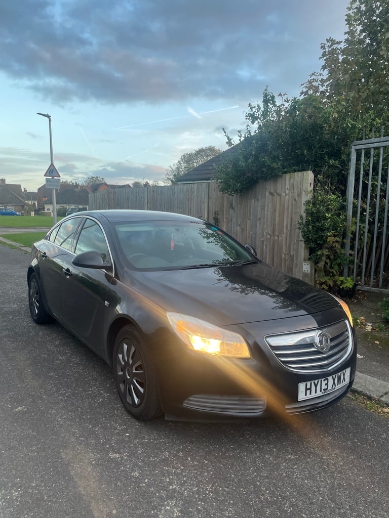 Vauxhall, INSIGNIA, Hatchback, 2013, Manual, 1956 (cc), 5 doors