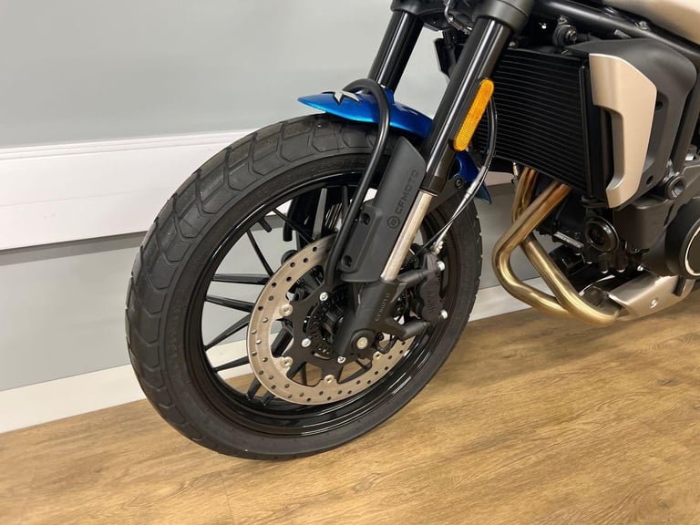 2025 Cf Moto Cl-X 700CL-X HERITAGE Petrol blue 6 Speed