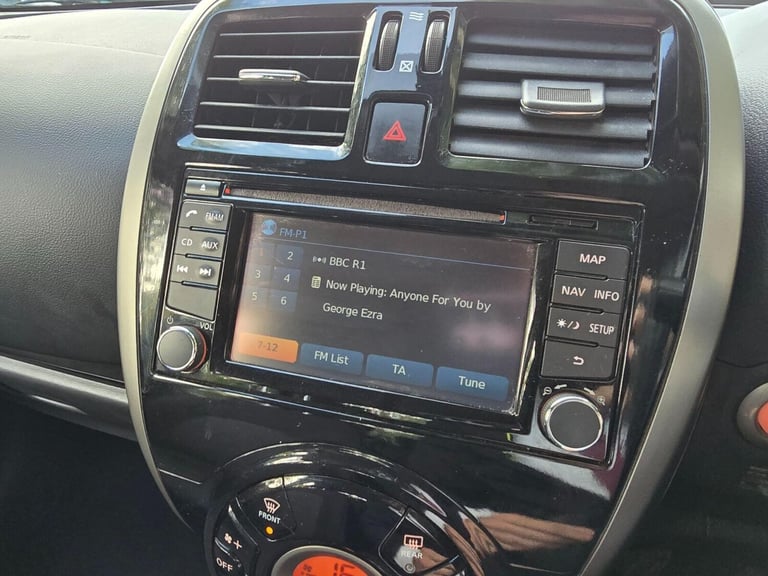 2015 Nissan Micra 1.2 Tekna Euro 5 5dr Hatchback Petrol Manual