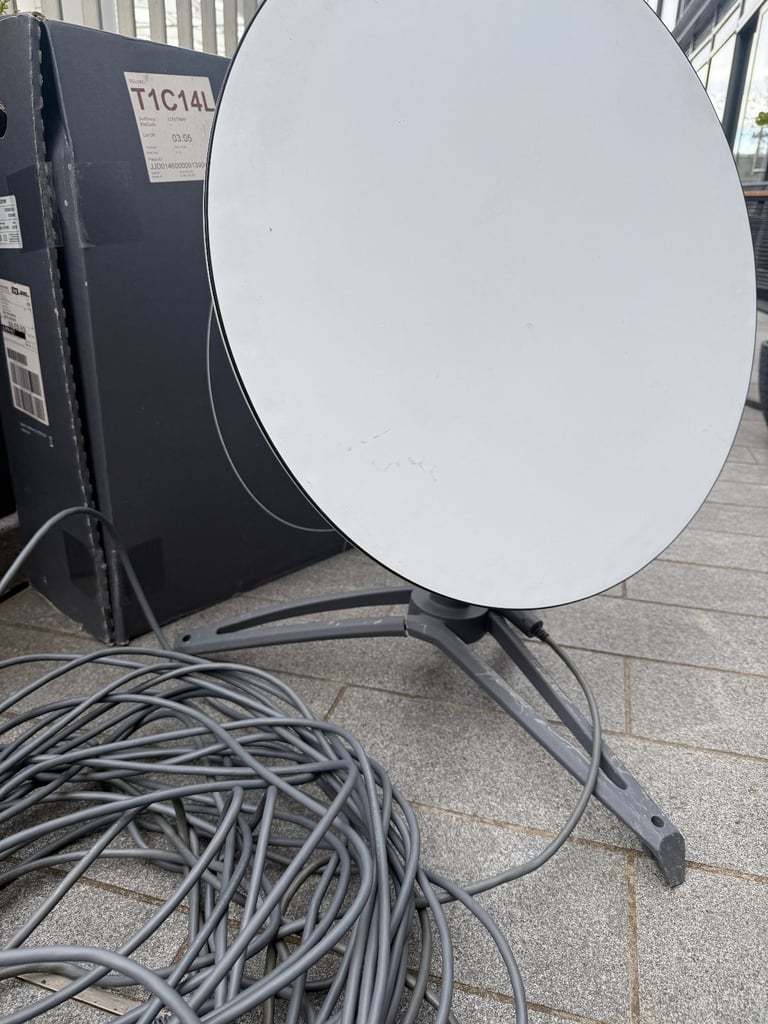 Starlink UTA-211 Internet Satellite Dish Complete Kit – RRP £493