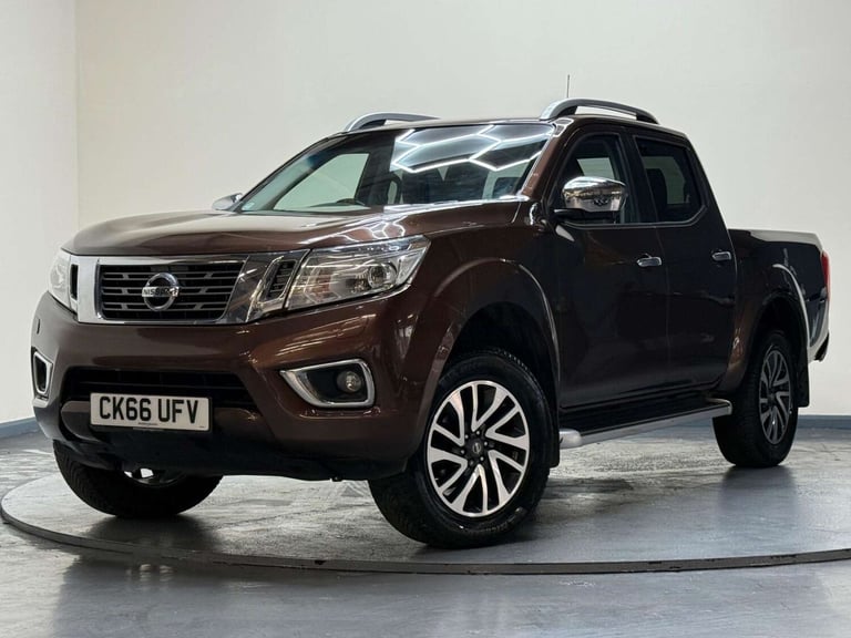 2016 Nissan Navara Double Cab Pick Up Tekna 2.3dCi 190 4WD Auto PICK UP DIESEL Automatic