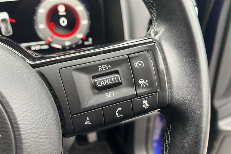2022 Nissan Qashqai 1.3 DIG-T MH N-CONNECTA 5DR Hatchback Petrol Manual