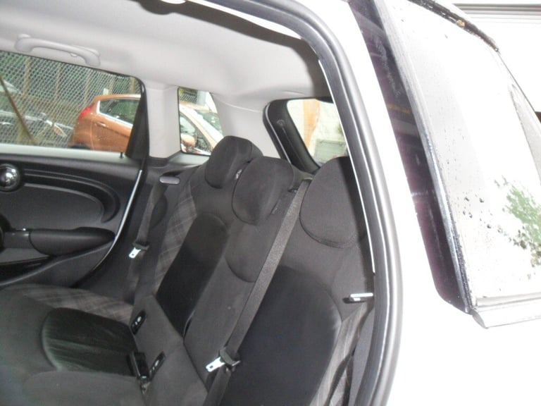 2015 MINI Hatch 1.5 Cooper D 5dr HATCHBACK Petrol Manual