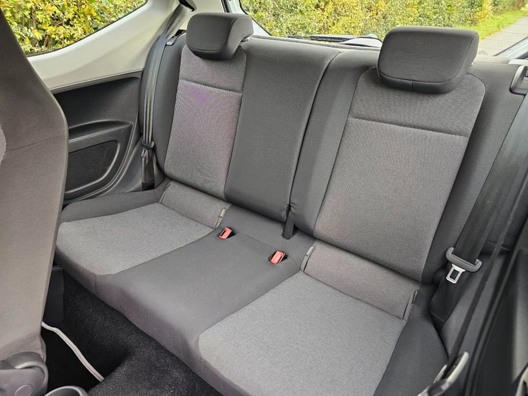 2014 Volkswagen up! 1.0 Move Up 3dr HATCHBACK Petrol Manual