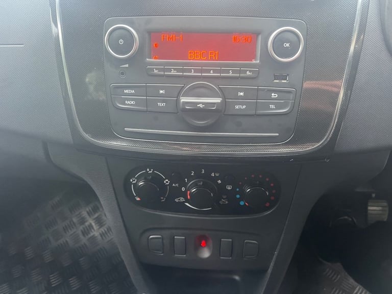 2018 Dacia Sandero 0.9 TCe Ambiance 5dr HATCHBACK PETROL Manual